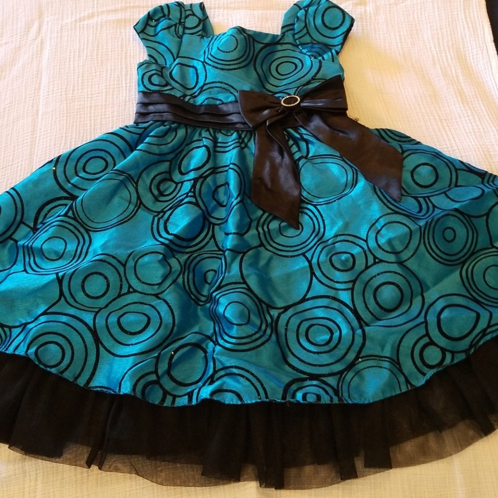 Girls dress size 5